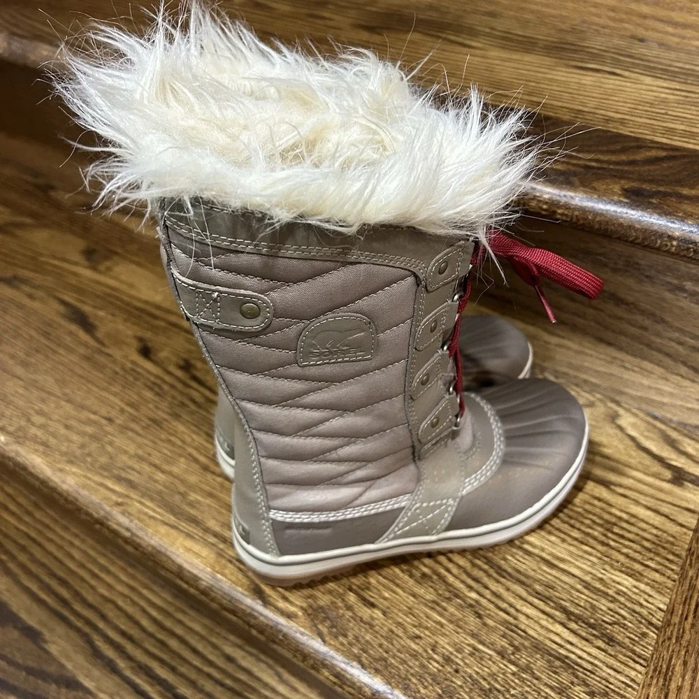 Sorel Girls' Mid-Calf Quilted Faux Fur Snow Boots US Size 3 Warm Waterproof